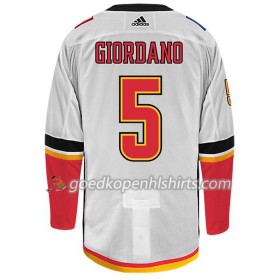 Calgary Flames MARK GIORDANO 5 Adidas Wit Authentic Shirt - Mannen